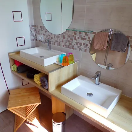 Les Terrasses Bed & Breakfast Saint-Paul-en-Pareds